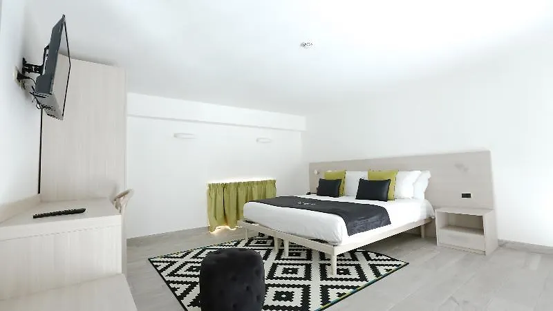 Ecumano Space Naples Hotel