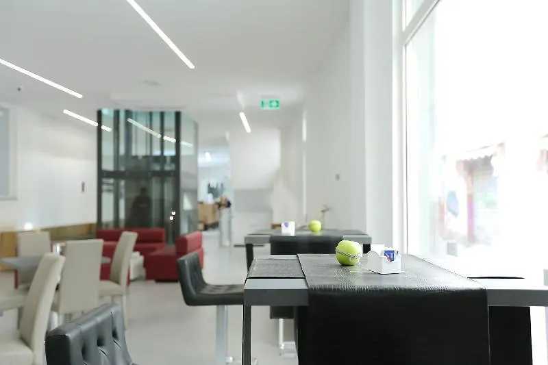 Ecumano Space Napoli Italia