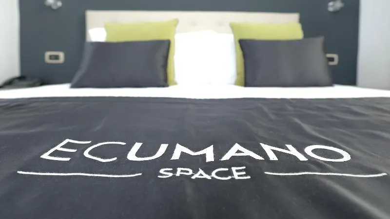 Ecumano Space Napoli Italia